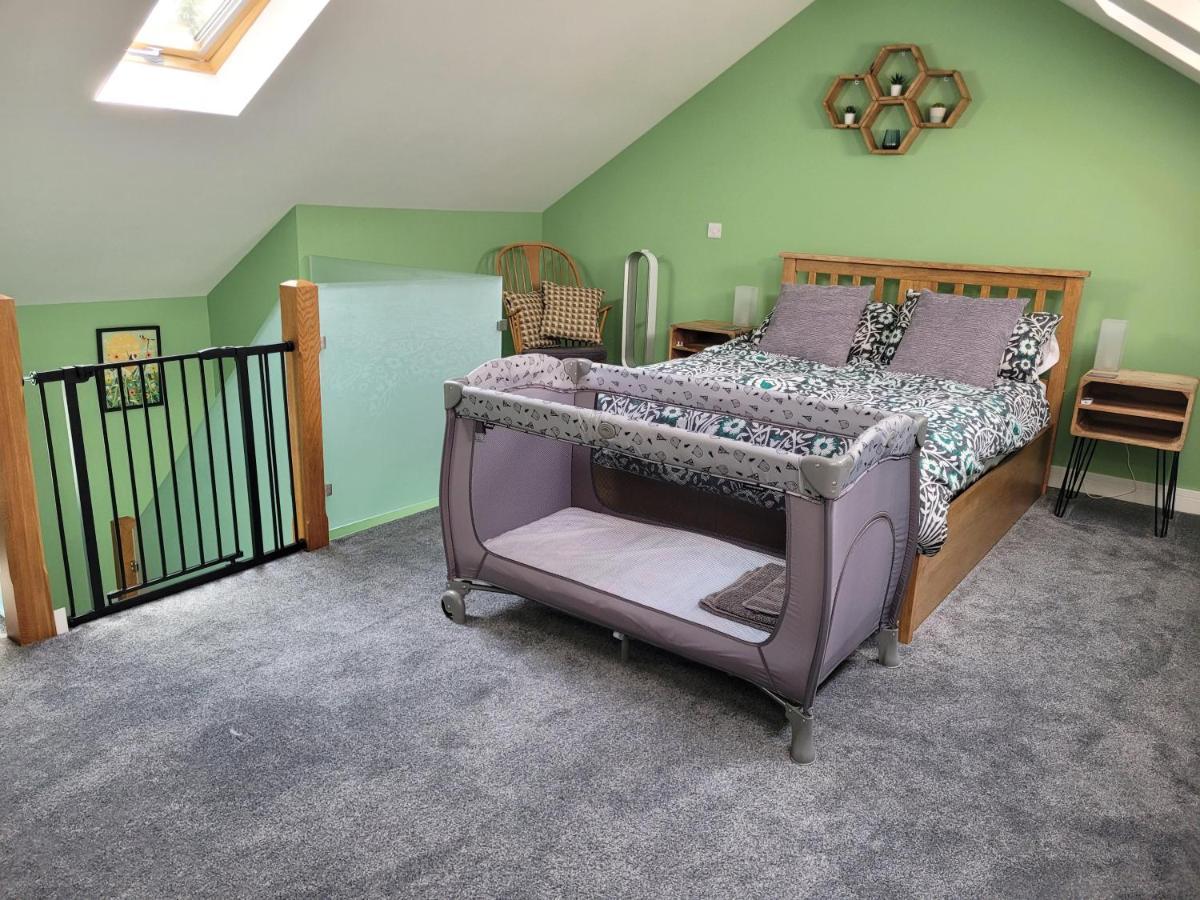 Forest Cedar Lodge, Forest Of Dean Cinderford Ngoại thất bức ảnh